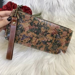 NWT PATRICIA NASH ST CROCE WRISTLET POUCH